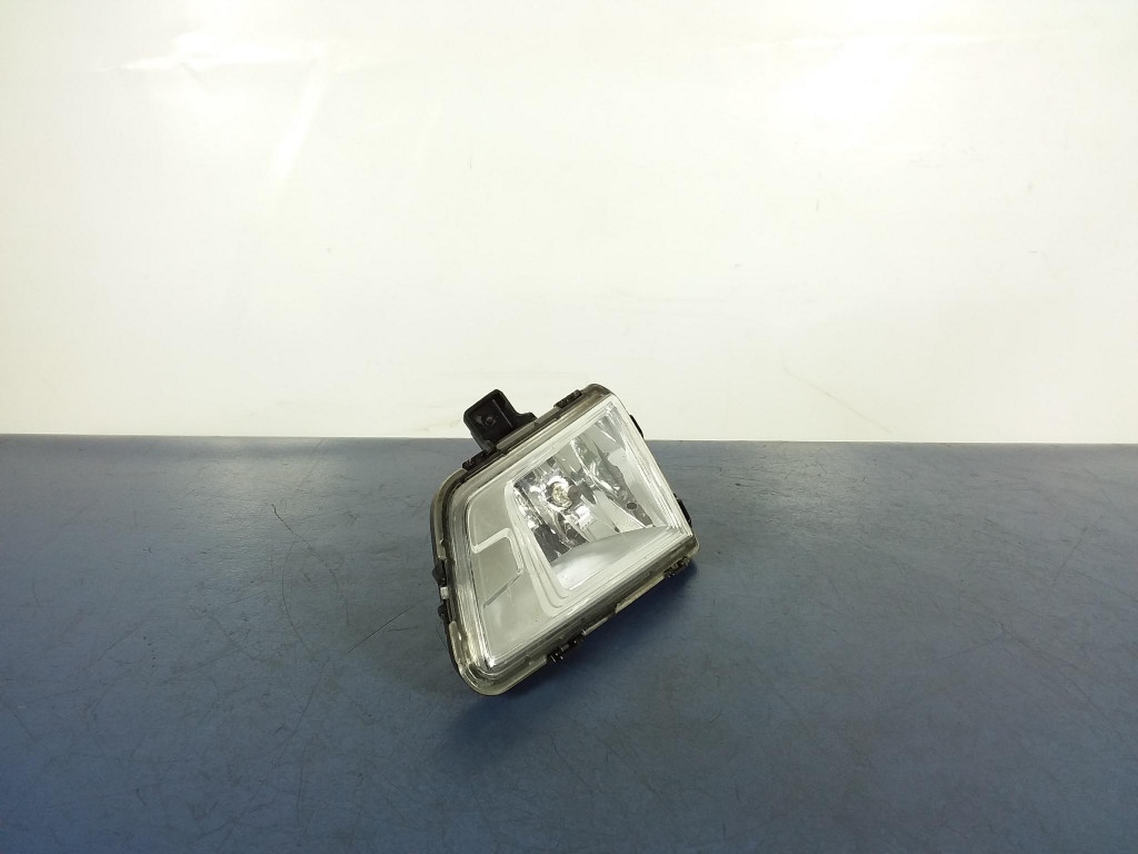 Części samochodowe :: Oświetlenie :: Lampy przednie i elementy :: Lampy przeciwmgielne