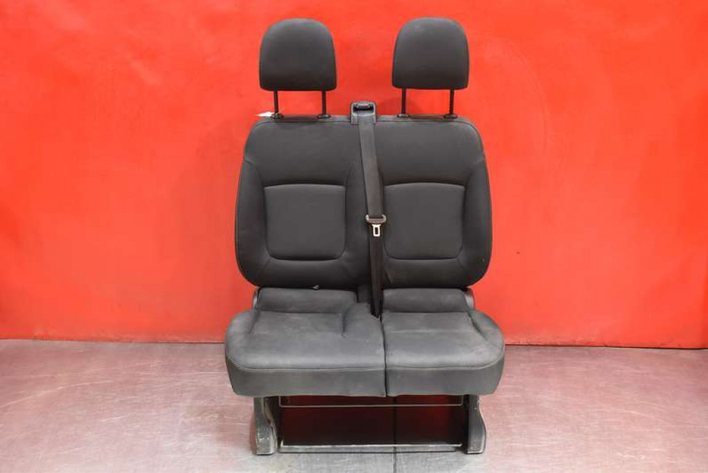 Części samochodowe :: Wyposażenie wnętrza :: Fotele, kanapy